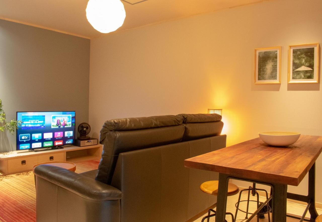 האקובה Wadano Gateway Suites & Apartments מראה חיצוני תמונה